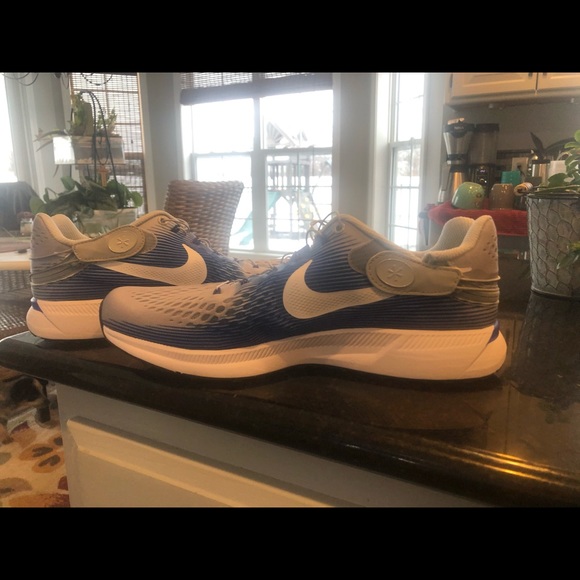 Nike Air Pegasus 34 Flyease - Picture 3 of 4